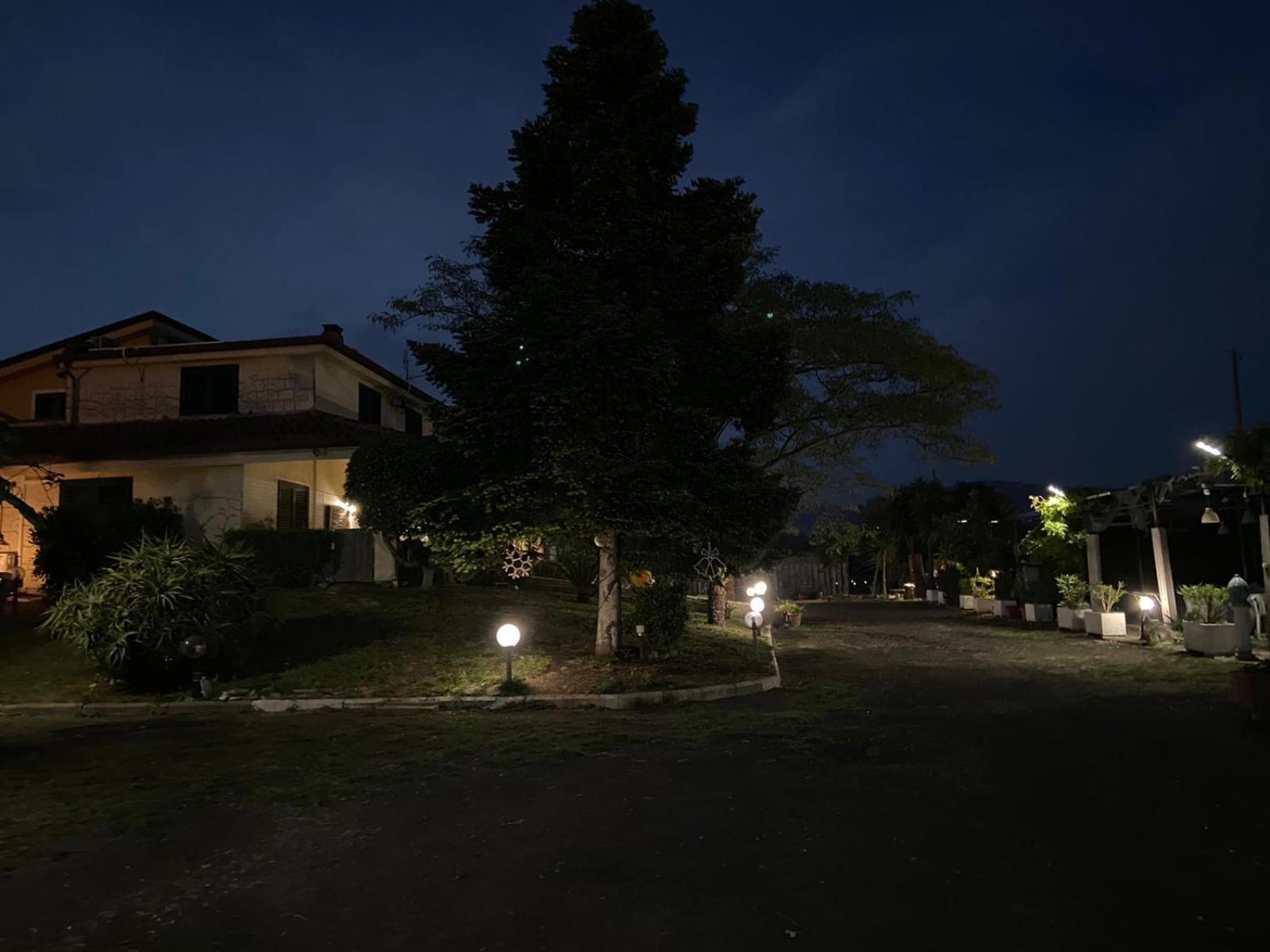 Apartamento Al Rifugio Montecorvino Pugliano Exterior foto