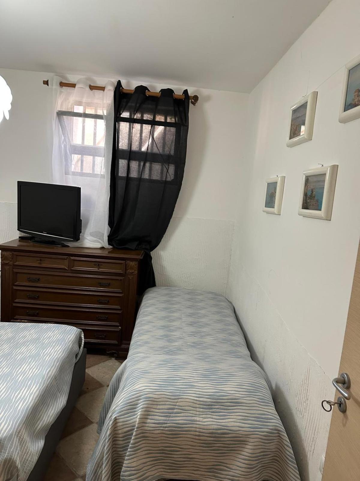 Apartamento Al Rifugio Montecorvino Pugliano Exterior foto